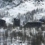 Cosy Ski-in Ski-out With Matterhorn Views Apartment Breuil-Cervinia