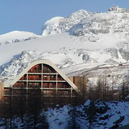 Cosy Ski-in Ski-out With Matterhorn Views