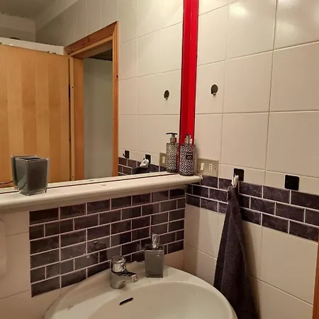 Cosy Ski-in Ski-out With Matterhorn Views Apartment