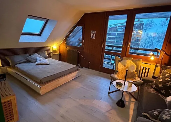 Cosy Ski-in Ski-out With Matterhorn Views Apartment *