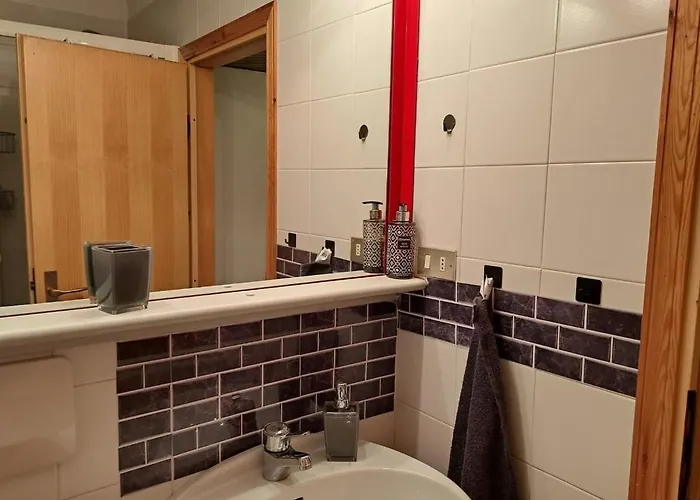 Cosy Ski-in Ski-out With Matterhorn Views Appartamento